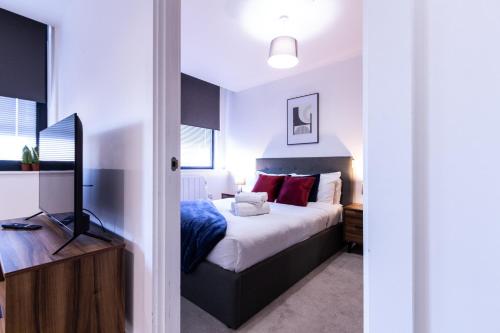 Trendy Apt in the Heart of MCR photo 24