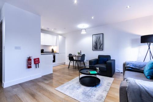 Trendy Apt in the Heart of MCR photo 19