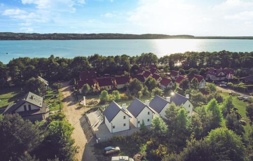 3 Bedroom Nice Home In Lubkowo