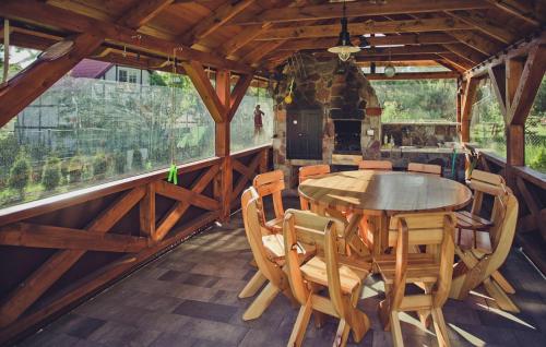 Imagen de la galería de 3 Bedroom Nice Home In Lubkowo, en Lubkowo