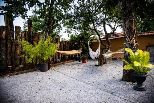 Un jardín fuera de Resort Hisa Ida - Apartments with Hot Tub and Sauna