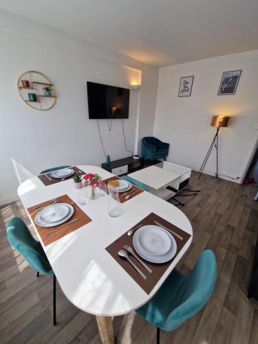 Photo de la galerie de l'établissement L'Étoile des Maillets - T4 Proxi centre du Mans, au Mans