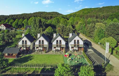 Awesome Home In Lubkowo With Wifi