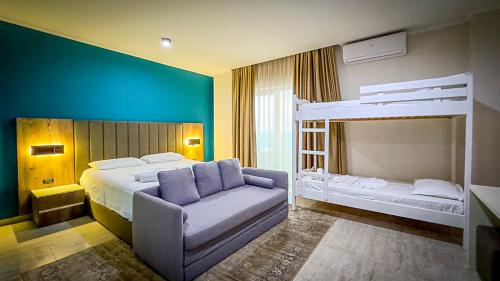 Rúm í herbergi á Hotel Vivas