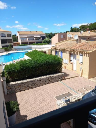 Cap Agde studio rénové piscine