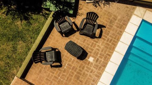 Φωτογραφία από το άλμπουμ του Monoambiente amplio con pileta σε Cosquín