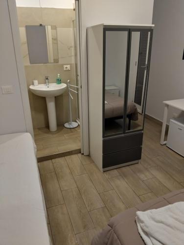 Phòng tắm tại Affittacamere "Al Gebbione"