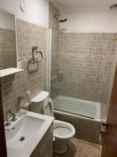 Koupelna v ubytování Cuatro reinas