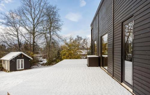 Φωτογραφία από το άλμπουμ του Gorgeous Home In Ølsted With Wifi σε Ølsted