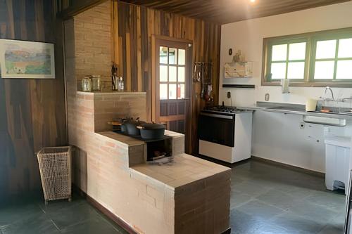 Kuchyň nebo kuchyňský kout v ubytování Refúgio Terra - SitioSantaRita - Nazare Paulista