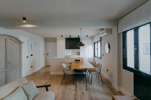Elegant y luminoso- 2Bd 2Bth- Center