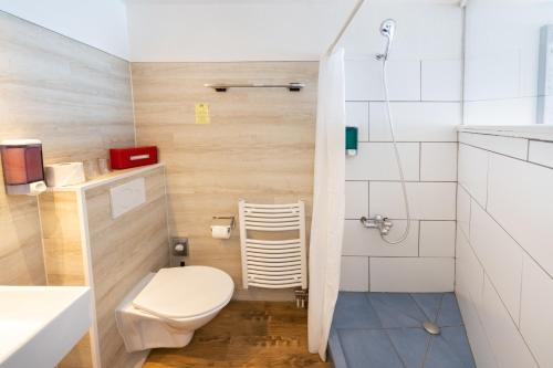 Koupelna v ubytování Strandhotel Seeblick
