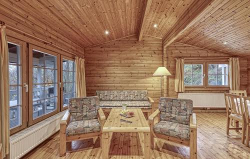 Ruang duduk di Amazing Home In Masserberg