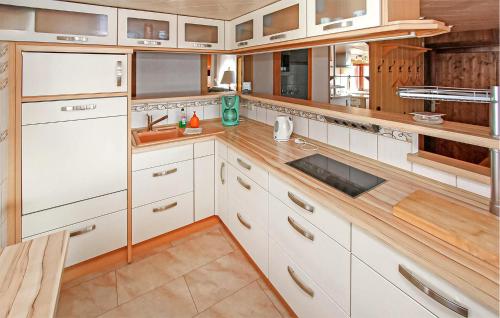 Η κουζίνα ή μικρή κουζίνα στο Ferienhaus Rheinsberg Ot Kagar