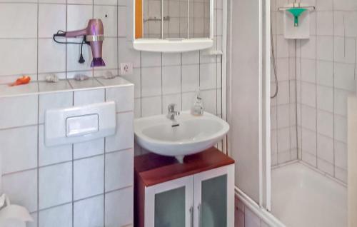 Ένα μπάνιο στο Ferienwohnung Fürstenwerder