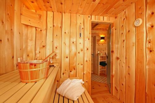Фотография из галереи Froetscherhof, Urlaub auf dem Bio-Bauernhof in Brixen, Appartments в Брессаноне
