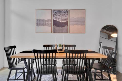 Gallery image of Chic Industrial Vibes 2BR 2BA in Greenville