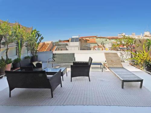 VIP HOUSE RENTALS, entire apartment in Malaga Old Town