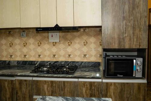 Una cocina o cocineta en Roselli Apartments