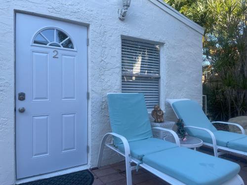 Φωτογραφία από το άλμπουμ του Convenient and Private Downtown 1BR Near Beach σε West Palm Beach