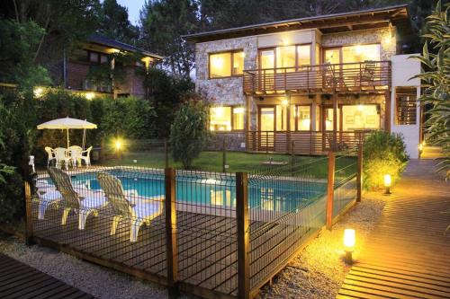 Piscina a Cabañas La Mandrágora o a prop