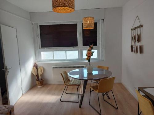 Photo de la galerie de l'établissement Oasis Relax Jacuzzi & Plage, à Dunkerque