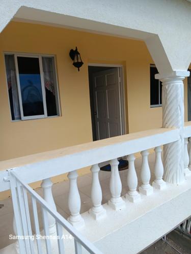 Gallery image of Talyanique won in Newstead