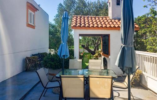 3 Bedroom Stunning Home In Bibinje