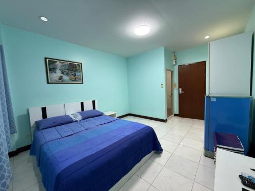 Ένα ή περισσότερα κρεβάτια σε δωμάτιο στο Best Rent a Room