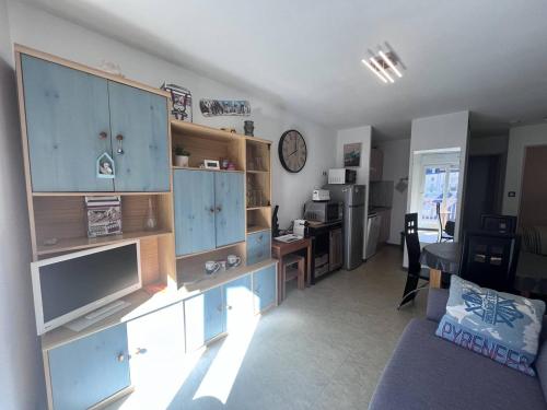 Studio Centre Cauterets avec Parking et Vue Montagne - FR-1-812-8