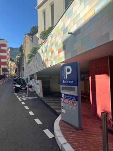 a parking meter sitting on the side of a street at Studio confort Business 20m2 - 2 min a pied de Monaco in Beausoleil