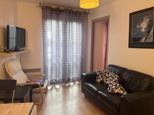 Appartement cosy Cauterets près des télécabines - FR-1-812-38