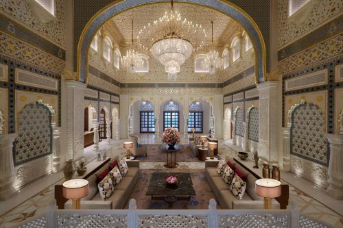 Posezení v ubytování Hyatt Regency Jaipur Mansarovar