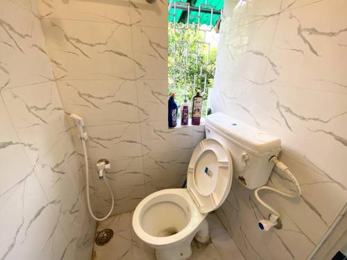 Un baño de Mini Studio close to Quest Mall