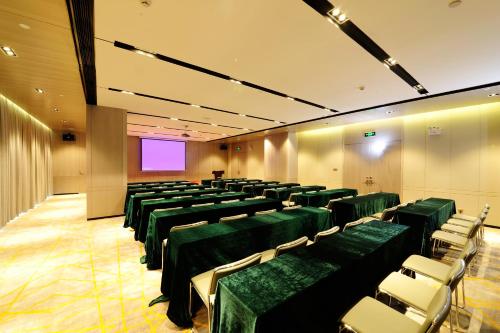 Konferenční prostory v ubytování Echarm Hotel Yulin Second People's Hospital Qingwanjiang Park