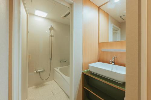 TATEYA Glocally HOTELにあるバスルーム