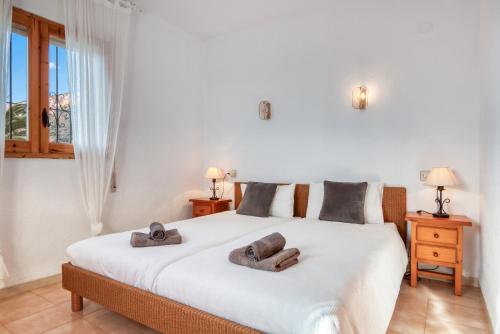 Postel nebo postele na pokoji v ubytování Landhaus Mit Pool Und Spektakulren