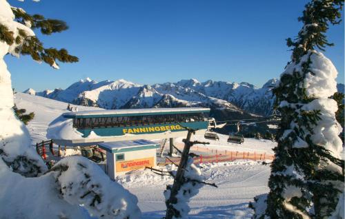 Nice Apartment In Weißpriach With Sauna en invierno