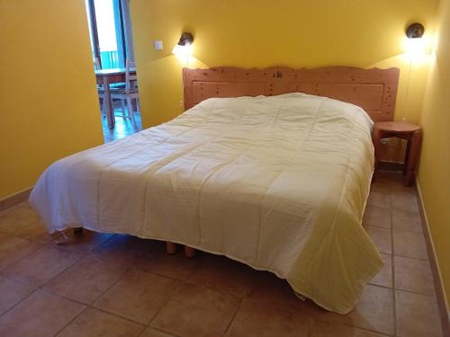 Giường trong phòng chung tại Terrasses E 404 PARC NAT VANOISE appart 6 pers