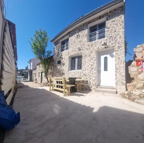 Kamena kuća Kornati - Vrulje