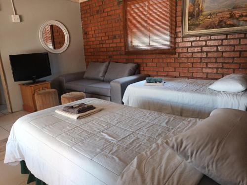 Gallery image of Mrakes Guesthouse in Odendaalsrus