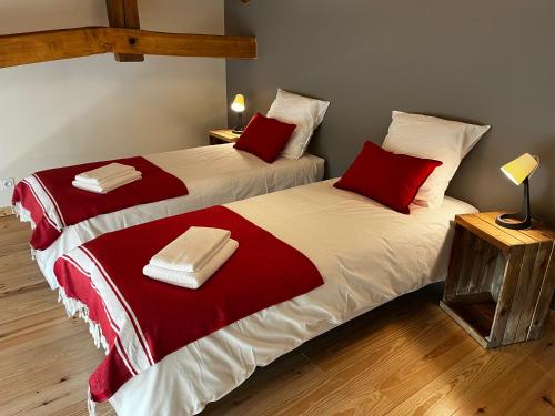Una cama o camas en una habitación de Escale 1695