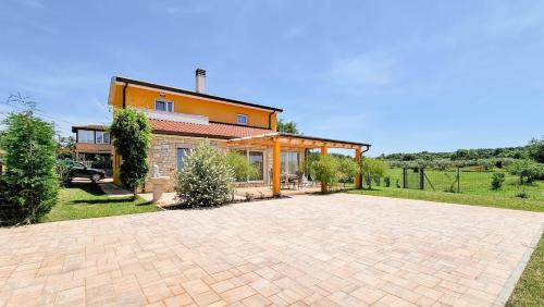 Casa Dorjana