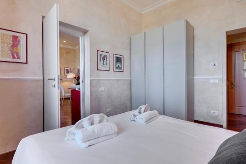 Novella Apartment by Mamo Florence