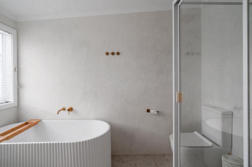 Ein Badezimmer in der Unterkunft Yasar farm stay Marshall view