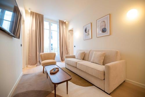 Elegant Apt with AC - 2BR-6P -Palais Garnier