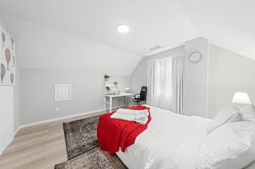 Ένα ή περισσότερα κρεβάτια σε δωμάτιο στο Private Cozy Room with Free Parking