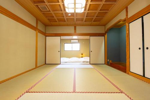 an empty room with at SAKURA Ideal Base for Yoshino & Koyasan in Gojō