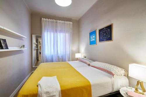 Spacious 3BRapartment in PobleSec with balcony