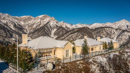Qafqaz Tufandag Mountain Resort Hotel — City view
